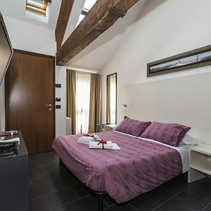 Zen Room